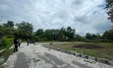 Tanah Jogja Kalasan, Utara Bandara Adisucipto