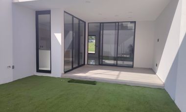 CASA EN VENTA EN SENDEROS DE MONTEVERDE 109 MD FOGO COTO 6A