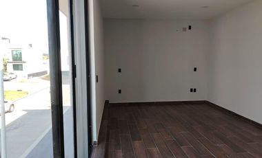 CASA EN VENTA EN SENDEROS DE MONTEVERDE 109 MD FOGO COTO 6A