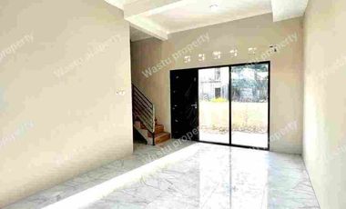 RUMAH 2 LANTAI MURAH DEKAT AKMIL MAGELANG