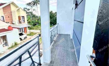 RUMAH 2 LANTAI MURAH DEKAT AKMIL MAGELANG