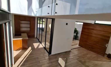 CASA EN VENTA EN CAMPO DE GOLF PROVINCIA MERIDA DISEÑO INNOVADOR