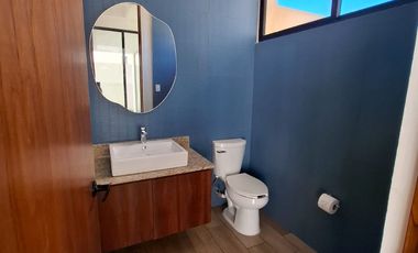 CASA EN VENTA EN CAMPO DE GOLF PROVINCIA MERIDA DISEÑO INNOVADOR