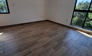 CASA EN VENTA EN CAMPO DE GOLF PROVINCIA MERIDA DISEÑO INNOVADOR