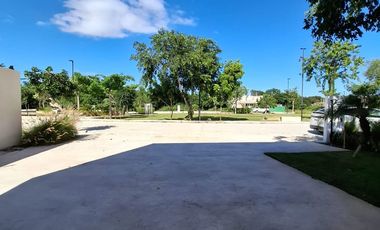 CASA EN VENTA EN CAMPO DE GOLF PROVINCIA MERIDA DISEÑO INNOVADOR