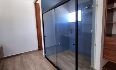 CASA EN VENTA EN CAMPO DE GOLF PROVINCIA MERIDA DISEÑO INNOVADOR