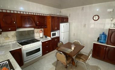 RENTO CASA SIN MUEBLES EN COLONIA GUADALUPE CAMINANDO AL CENTRO DE SAN MIGUEL DE ALLENDE, GUANAJUATO