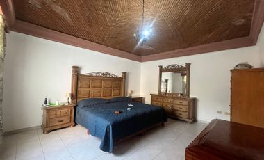 RENTO CASA SIN MUEBLES EN COLONIA GUADALUPE CAMINANDO AL CENTRO DE SAN MIGUEL DE ALLENDE, GUANAJUATO