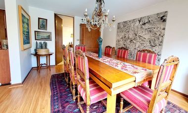 Gran casa Mediterránea 6D5B en Condominio San Carlos de Apoquindo, cercano a Colegios, Universidades, Clínicas, Comercio, Paseo Los Domínicos, Conecti