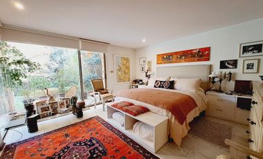 Gran casa Mediterránea 6D5B en Condominio San Carlos de Apoquindo, cercano a Colegios, Universidades, Clínicas, Comercio, Paseo Los Domínicos, Conecti
