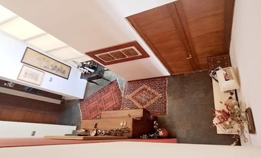 Gran casa Mediterránea 6D5B en Condominio San Carlos de Apoquindo, cercano a Colegios, Universidades, Clínicas, Comercio, Paseo Los Domínicos, Conecti