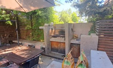 Gran casa Mediterránea 6D5B en Condominio San Carlos de Apoquindo, cercano a Colegios, Universidades, Clínicas, Comercio, Paseo Los Domínicos, Conecti