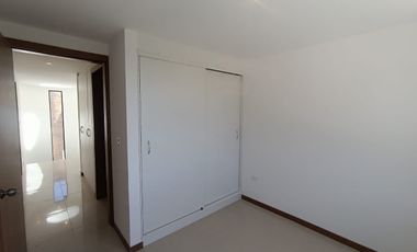 Dúplex en Venta con Terraza Privada – Kartódromo, San Antonio de Pichincha