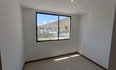 Dúplex en Venta con Terraza Privada – Kartódromo, San Antonio de Pichincha