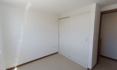 Dúplex en Venta con Terraza Privada – Kartódromo, San Antonio de Pichincha