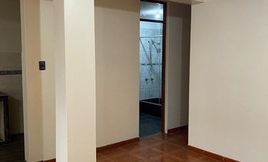 VENTA DE CASA DE 2 PISOS CON ACCESO INDEPENDIENTE - CARABAYLLO