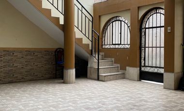 VENTA DE CASA DE 2 PISOS CON ACCESO INDEPENDIENTE - CARABAYLLO