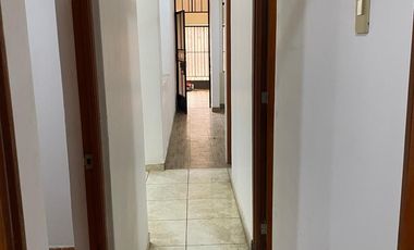 VENTA DE CASA DE 2 PISOS CON ACCESO INDEPENDIENTE - CARABAYLLO