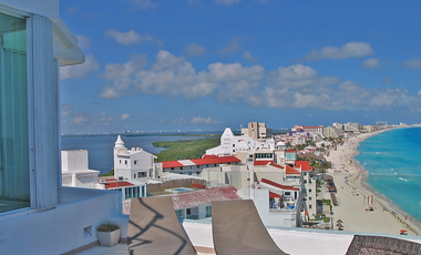 Espectacular PH frente al mar en Cancún