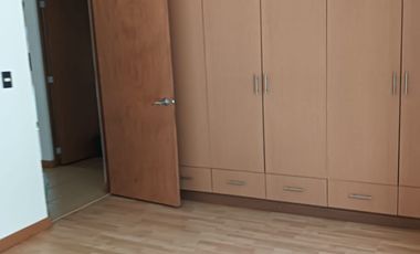 Hermoso, departamento en venta Fraccionamiento privado Bosques Tres Marías Morelia, planta baja con jardín excedente.