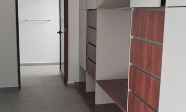 🏠 Casa moderna en renta en El Mayorazgo – 3 recámaras con baño y jardín 🌿