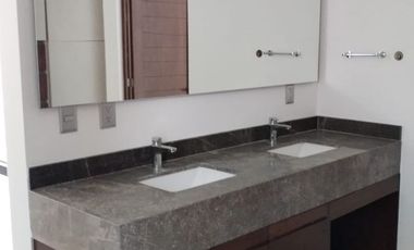 🏠 Casa moderna en renta en El Mayorazgo – 3 recámaras con baño y jardín 🌿