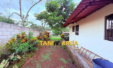 Vendo Casa con 525 m2 de terreno en Fortín.