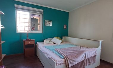 Estupenda casa clásica en venta 6D4B Amapolas entre Bilbao y Pocuro Barrio Las Flores a pasos colegios San Ignacio y San Gabriel, comercio, parques, locomoción