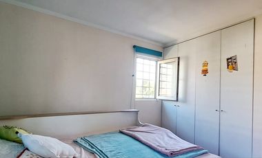 Estupenda casa clásica en venta 6D4B Amapolas entre Bilbao y Pocuro Barrio Las Flores a pasos colegios San Ignacio y San Gabriel, comercio, parques, locomoción