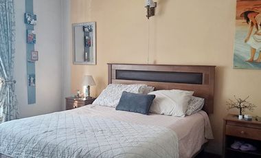 Estupenda casa clásica en venta 6D4B Amapolas entre Bilbao y Pocuro Barrio Las Flores a pasos colegios San Ignacio y San Gabriel, comercio, parques, locomoción