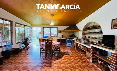 Vendo Finca de 2,400 m2 de terreno con casa estilo mexicana en Fortín.