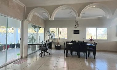 CASA CON VISTA  PANORAMICA