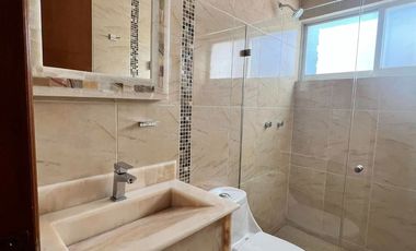 CASA CON VISTA  PANORAMICA