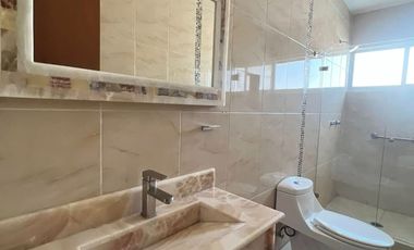 CASA CON VISTA  PANORAMICA