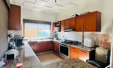 CASA CON VISTA  PANORAMICA