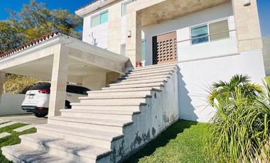 CASA CON VISTA  PANORAMICA