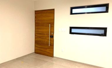 CASA EN VILLAMAGNA AL PONIENTE DE LA CIUDAD POR EL PARQUE BICENTENARIO