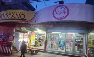 Se renta local amplio en zona transitada de Metepec, Pilares, Estado De México