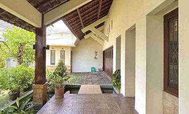 rumah hoek di cipete dekat MRT lingkungan aman dan jalan lebar shm jakarta selatan