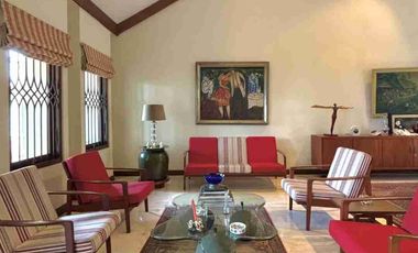 rumah hoek di cipete dekat MRT lingkungan aman dan jalan lebar shm jakarta selatan