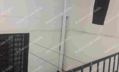 Vendo casa 2o. piso y apto trasero en villa hermosa