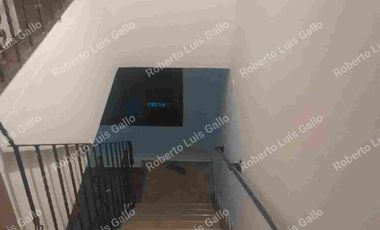 Vendo casa 2o. piso y apto trasero en villa hermosa