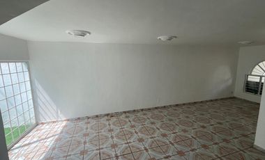 BONITA CASA EN VENTA JARDINES DEL VALLE ZAPOPAN