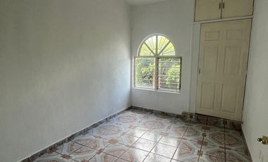 BONITA CASA EN VENTA JARDINES DEL VALLE ZAPOPAN