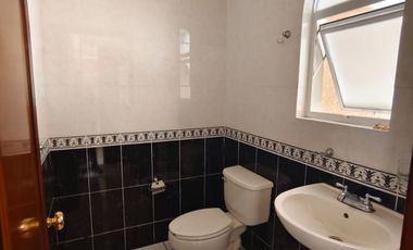 CASA RESIDENCIAL EN RENTA - URUAPAN MICH.