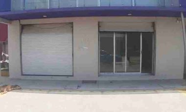 Se renta local amplio cerca de av lerma alturas de los Castaños, Metepec, Estado De México