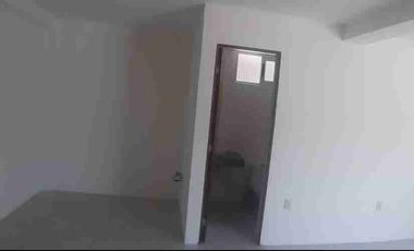 Se renta local amplio cerca de av lerma alturas de los Castaños, Metepec, Estado De México