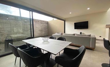 CASA AMUEBLADA EN RENTA JESÚS DEL MONTE 5 MIN DE ALTOZANO