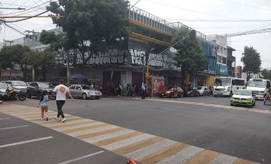 Renta Local Comercial En Esquina Col. Centro Tlalnepantla