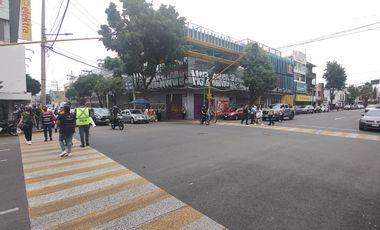 Renta Local Comercial En Esquina Col. Centro Tlalnepantla